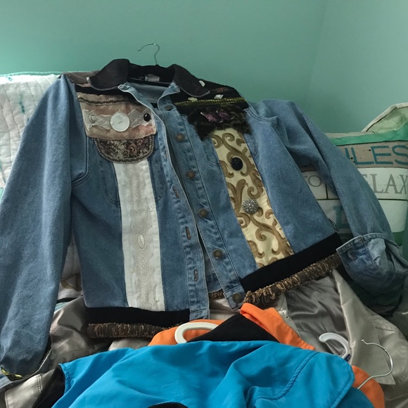 Vintage Sassy & Chic Jean jacket - Picture 1 of 5